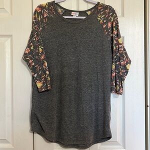 LulaRoe Baseball Shirt 3/4 Sleeve Size Large